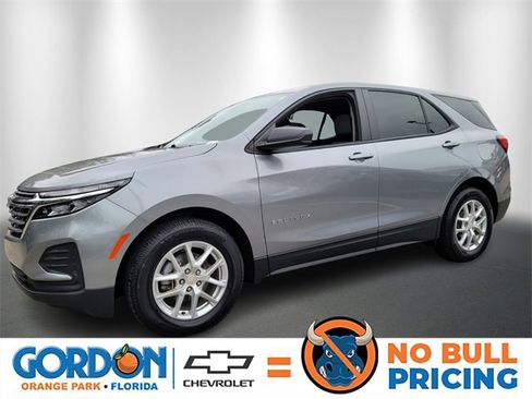 Used 2023 Chevrolet Equinox LS w/ LS Convenience Package image 1
