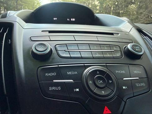 Used 2018 Ford Escape SE image 21