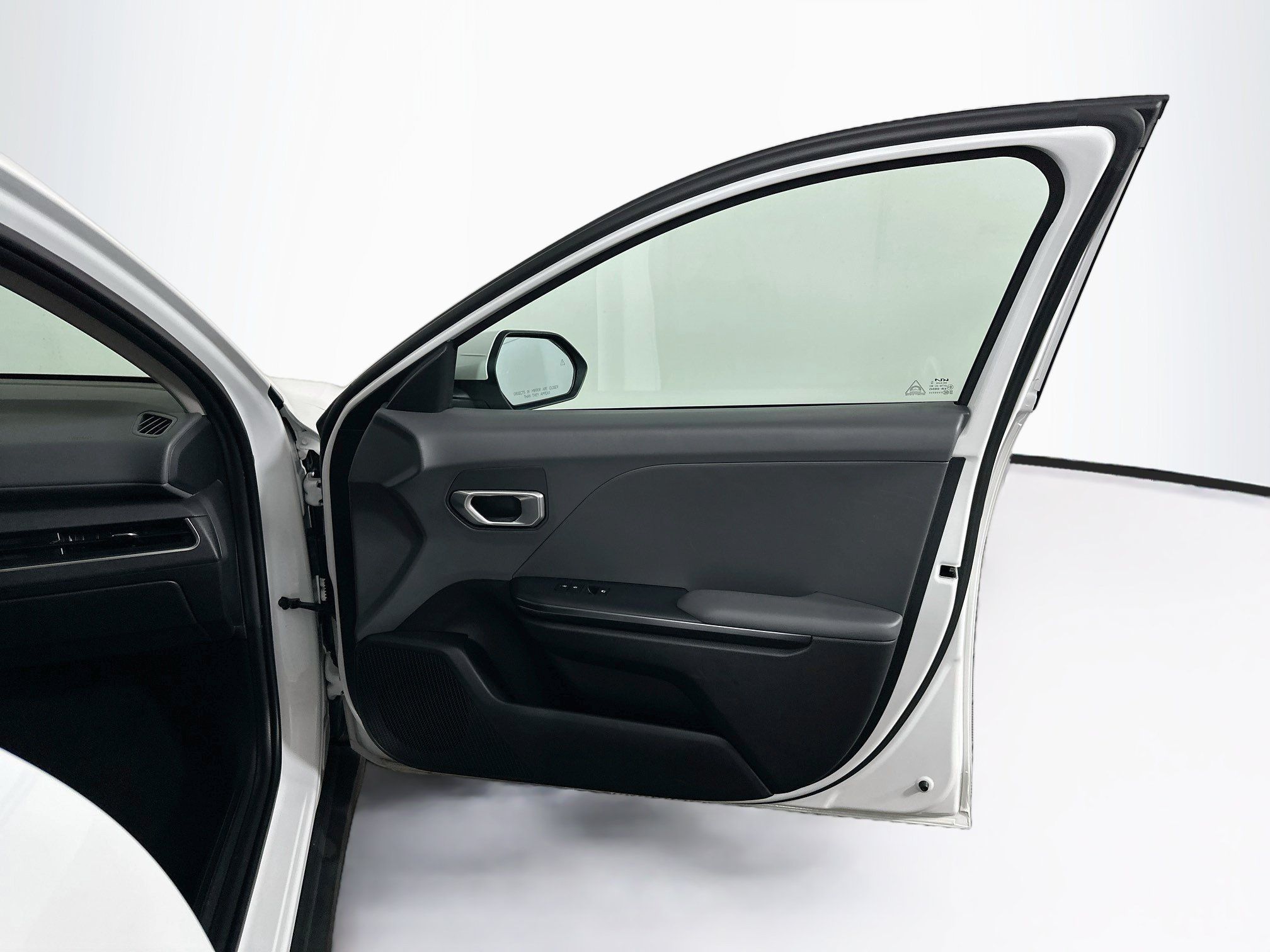 Used 2025 Kia K4 FWD image 30