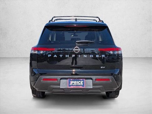 Used 2022 Nissan Pathfinder SV image 7