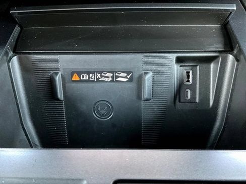 Used 2024 GMC Hummer EV 2X w/ LPO, Illumination Package AWD/4WD image 18
