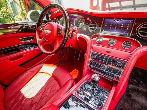 Used 2019 Bentley Mulsanne Speed image 57