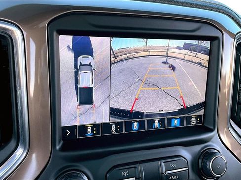 Used 2023 Chevrolet Silverado 3500 High Country w/ Z71 Off-Road Package image 23