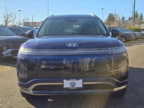 New 2026 Hyundai Ioniq 9 Calligraphy w/ Tow & Go Package AWD/4WD image 2