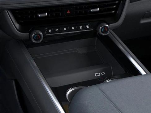 New 2026 Chevrolet Suburban LS w/ LPO, Dark Essentials Package image 23