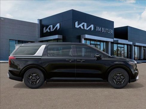 New 2026 Kia Carnival LXS image 7