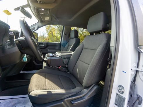 Used 2021 GMC Sierra 2500 4x4 Crew Cab w/ Gooseneck/5TH Wheel Package image 15