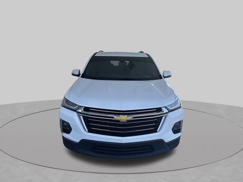 Used 2023 Chevrolet Traverse LT FWD image 16