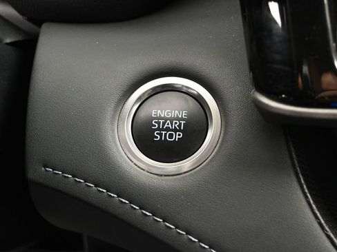 Certified 2025 Toyota Highlander LE image 19