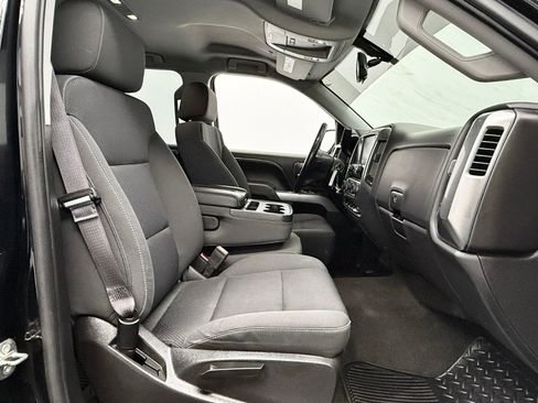 Used 2017 Chevrolet Silverado 1500 LT w/ Midnight Edition image 15