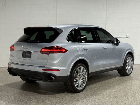 Used 2018 Porsche Cayenne Platinum Edition AWD/4WD image 8