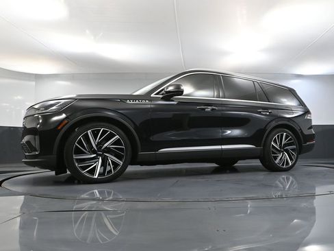 Used 2025 Lincoln Aviator Reserve w/ Equipment Group 201A AWD/4WD image 67