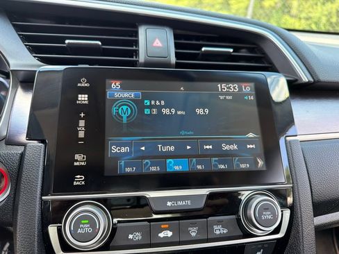 Used 2016 Honda Civic EX-L image 10