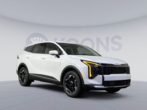 New 2026 Kia Sportage S image 8