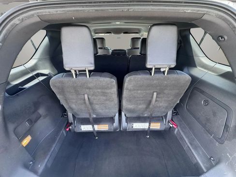 Used 2014 Ford Explorer XLT w/ Equipment Group 202A FWD image 18