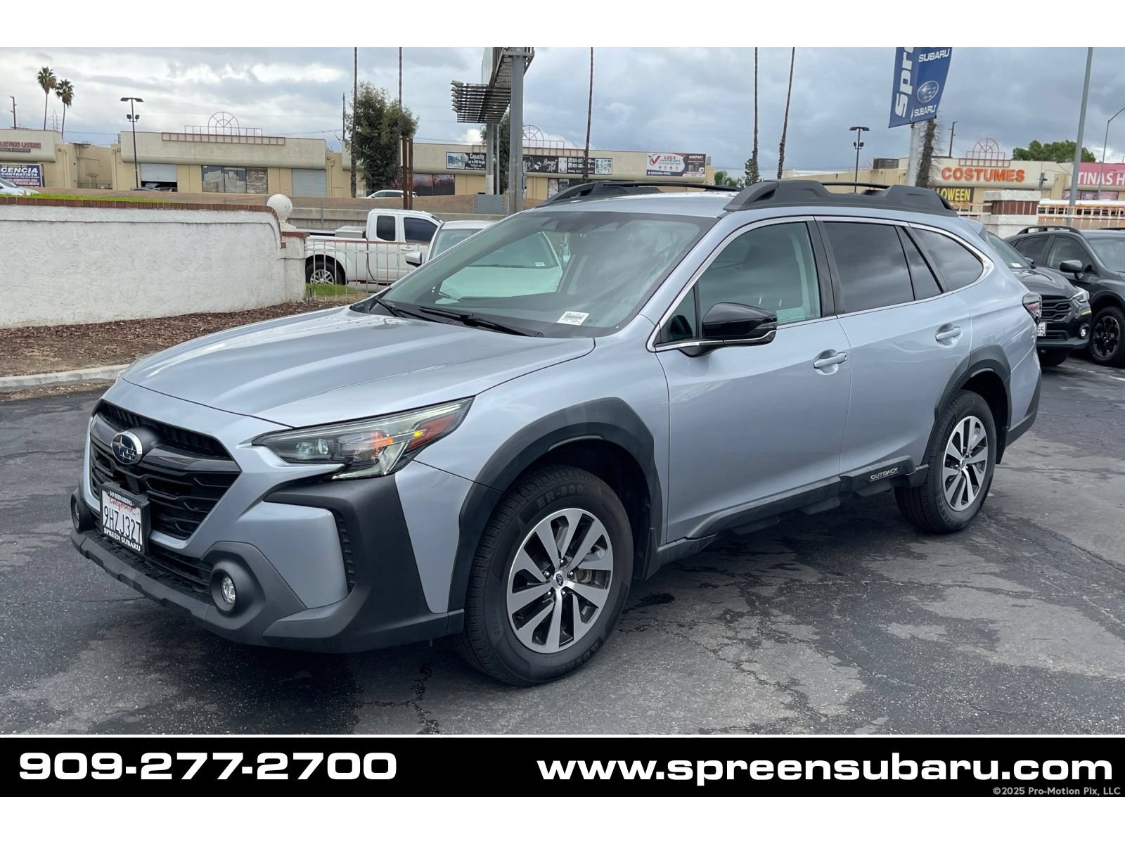 Certified 2024 Subaru Outback Premium AWD/4WD image 1