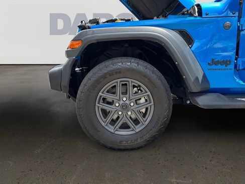 Certified 2025 Jeep Wrangler Unlimited Sport AWD/4WD image 10