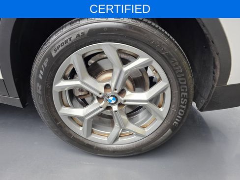 Certified 2024 BMW X3 sDrive30i w/ Convenience Package RWD image 17