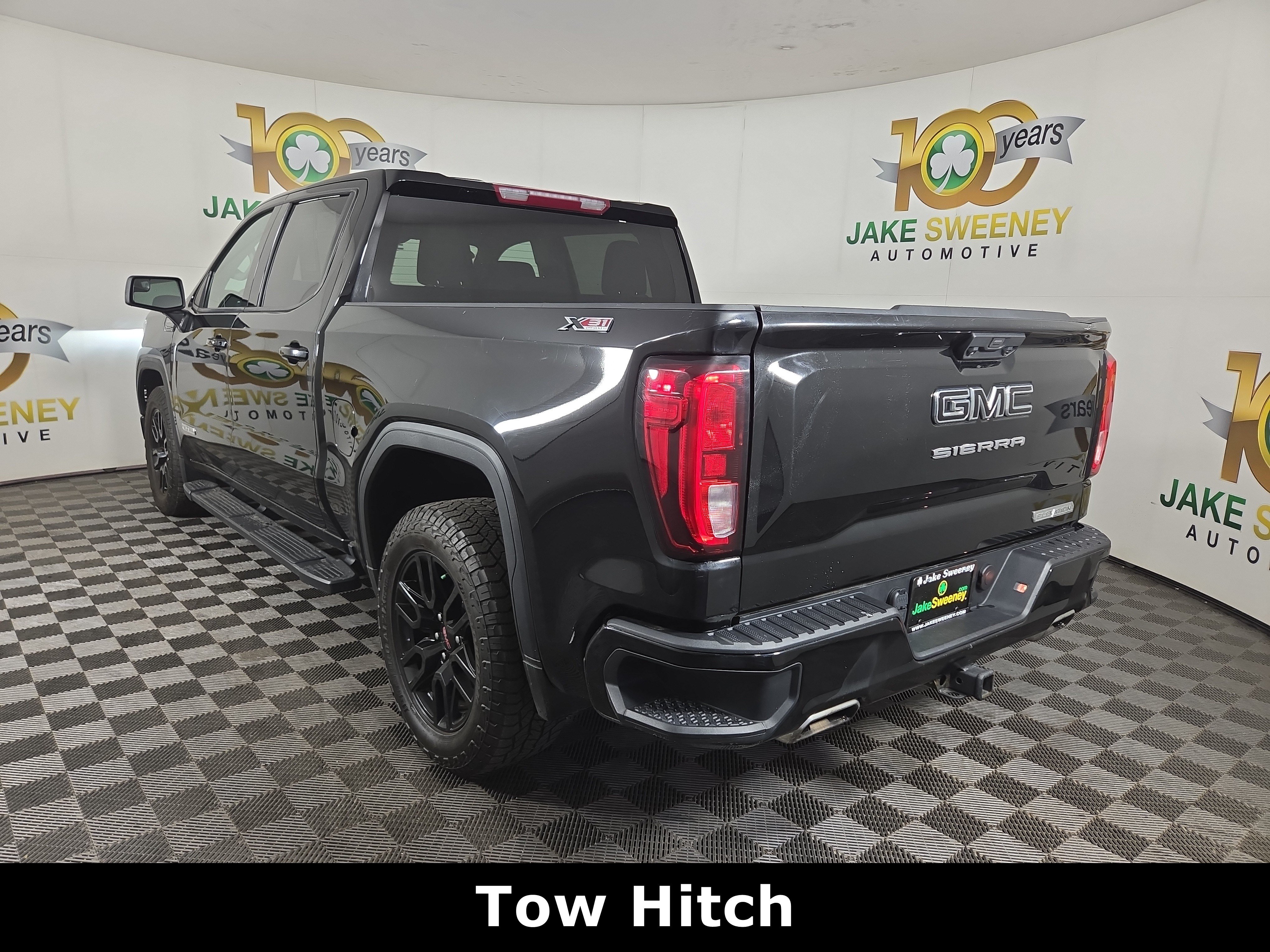 Certified 2024 GMC Sierra 1500 Elevation w/ LPO, Elevation Black Package AWD/4WD image 6