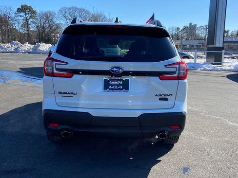 Used 2023 Subaru Ascent Onyx Edition image 5