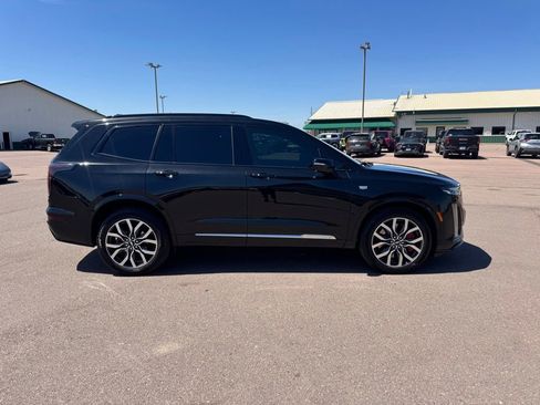 Used 2024 Cadillac XT6 Sport w/ LPO, Floor Liner Package AWD/4WD image 27