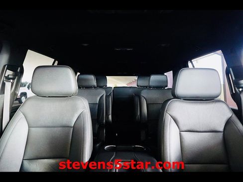 Used 2022 Chevrolet Tahoe LT w/ Luxury Package RWD image 8