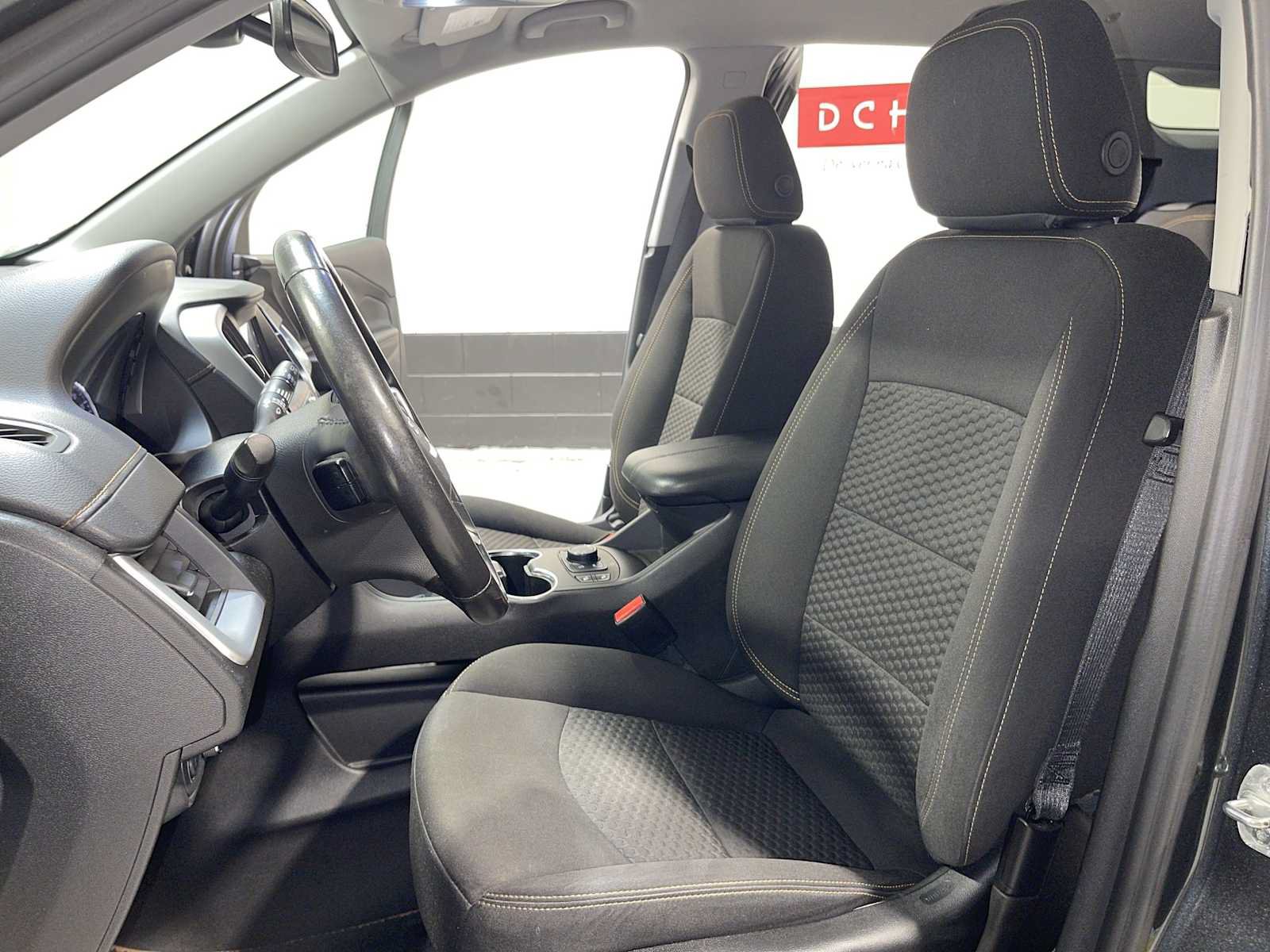 Used 2020 GMC Terrain SLE w/ Driver Convenience Package AWD/4WD image 11