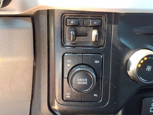 Used 2026 Ford F250 XL w/ XL Off-Road Package AWD/4WD image 17