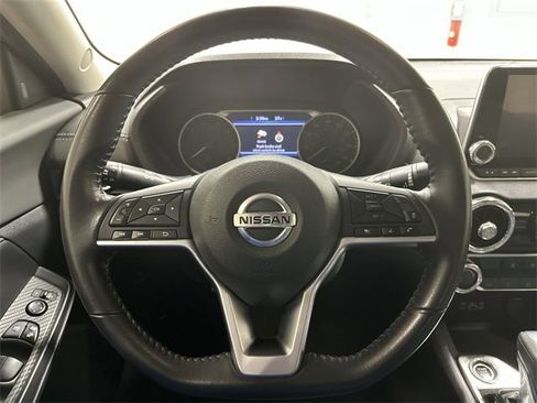 Used 2022 Nissan Sentra SV image 18