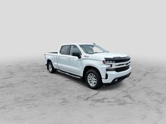Used 2020 Chevrolet Silverado 1500 RST w/ Z71 Off-Road Package AWD/4WD video 2