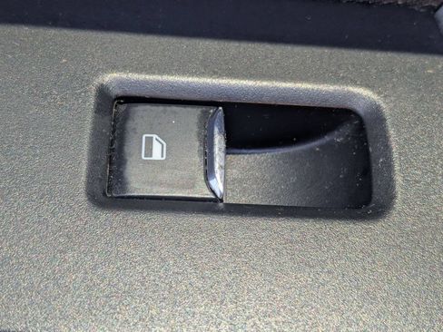 Used 2023 Ford F150 XLT AWD/4WD image 25