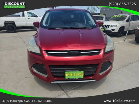 Used 2015 Ford Escape SE FWD image 2
