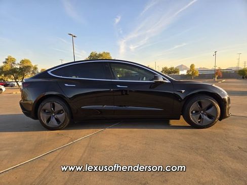Used 2019 Tesla Model 3 Mid Range RWD image 7