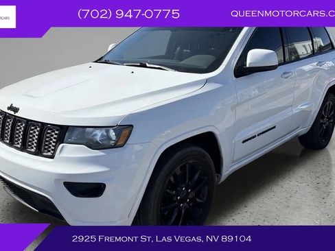 Used 2021 Jeep Grand Cherokee Laredo X RWD image 1