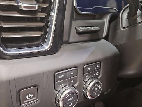 Used 2024 GMC Sierra 2500 Denali Ultimate image 26