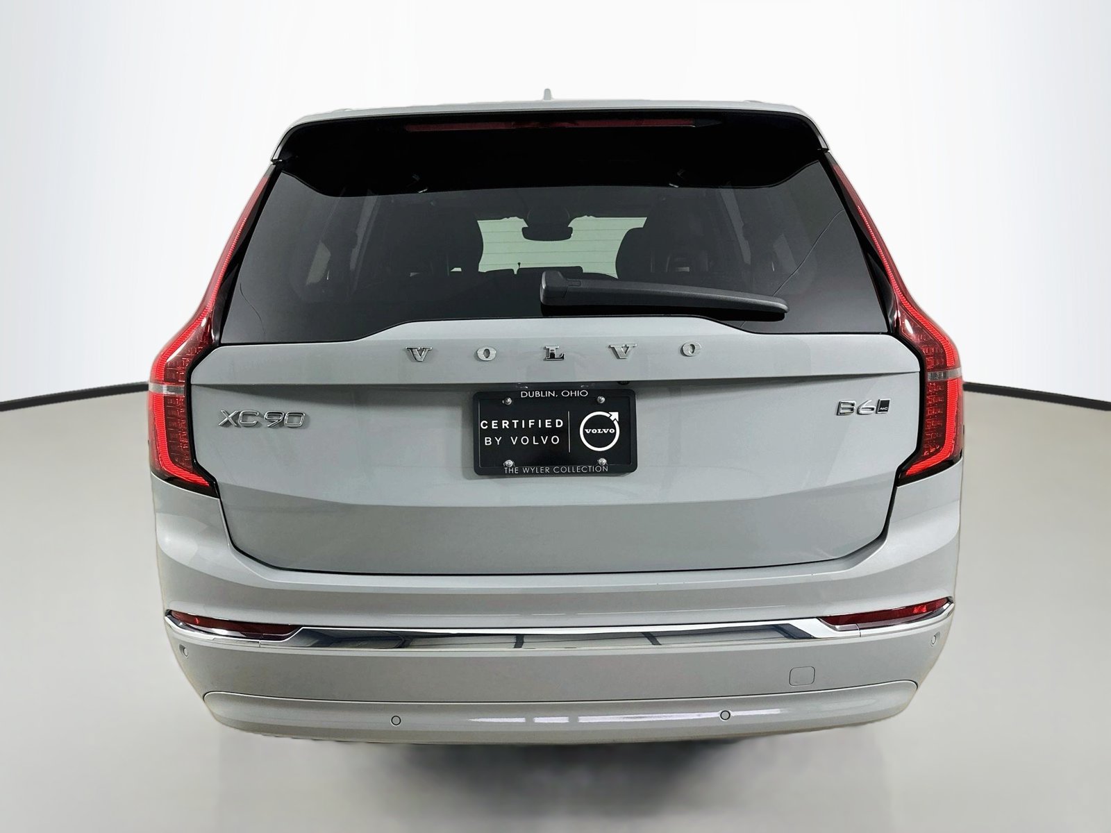Certified 2026 Volvo XC90 B6 Ultra w/ Protection Package AWD/4WD image 6