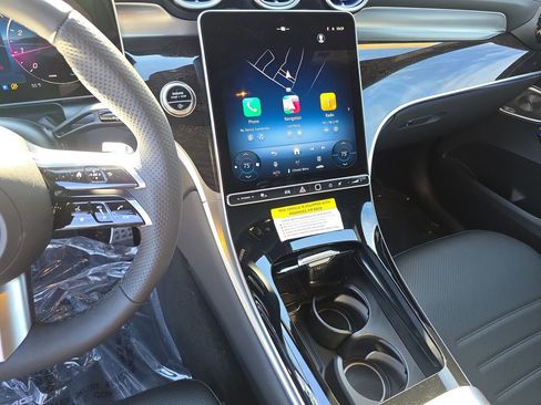 New 2026 Mercedes-Benz GLC 300 300 image 17