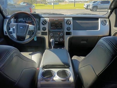 Used 2014 Ford F150 Platinum image 16