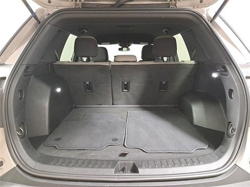 Used 2026 GMC Terrain Elevation image 10