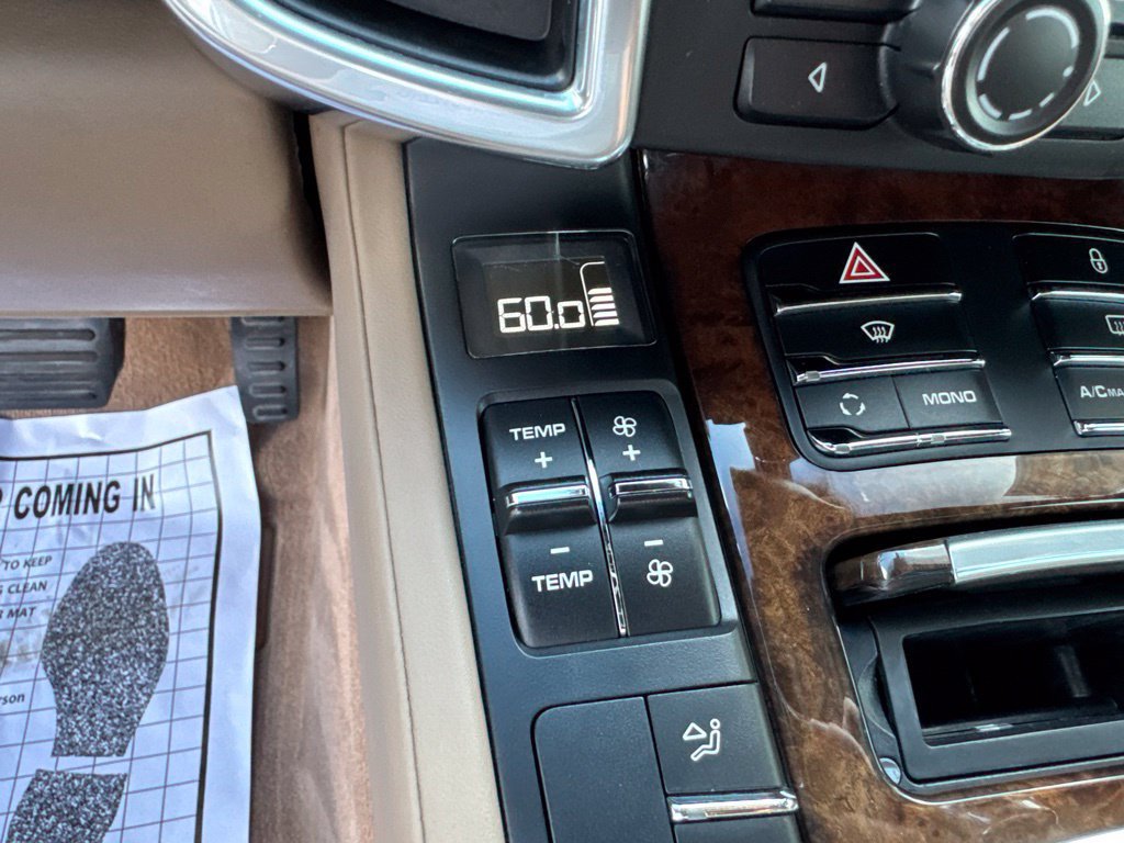 Used 2012 Porsche Cayenne AWD/4WD image 60