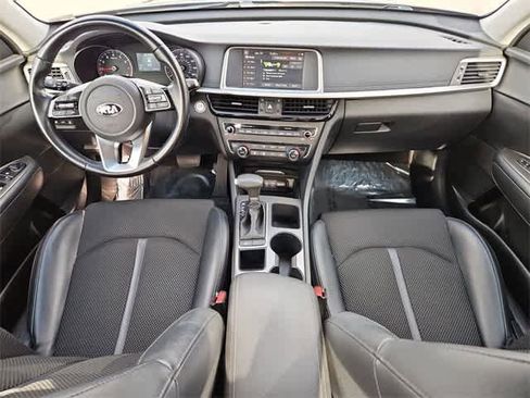 Used 2019 Kia Optima S image 16