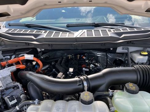 Used 2024 Ford F150 Lariat w/ Equipment Group 502A High AWD/4WD image 43
