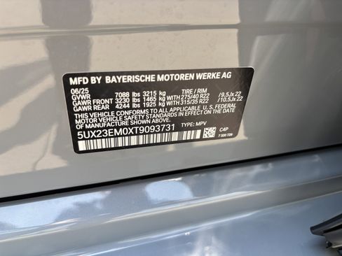 Used 2026 BMW X7 xDrive40i w/ M Sport Package image 37