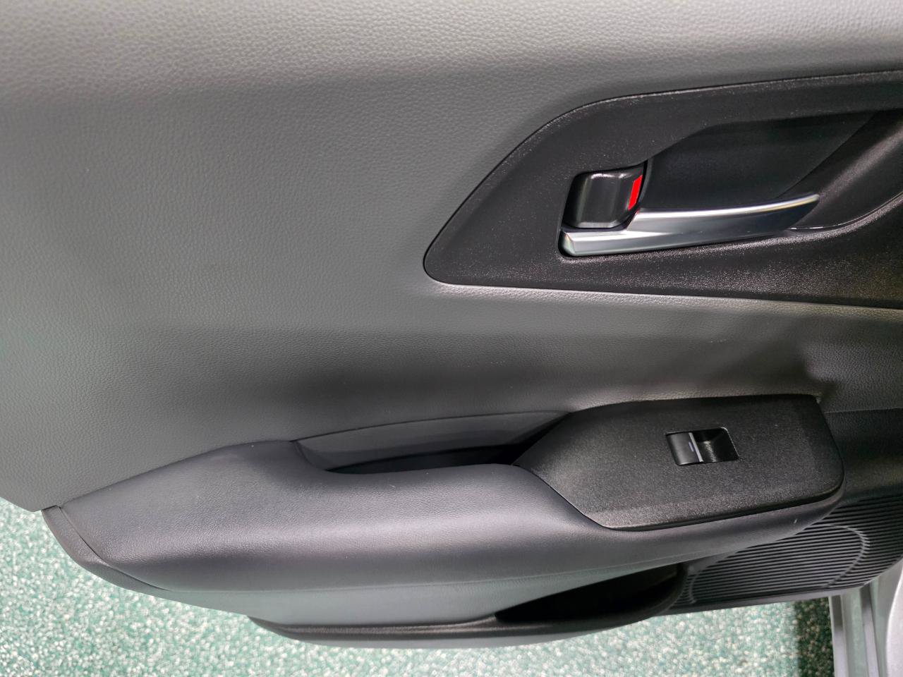 Used 2023 Toyota Prius XLE AWD/4WD image 20