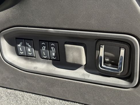 New 2026 Cadillac Vistiq Luxury w/ LPO, Floor Liner Package image 10