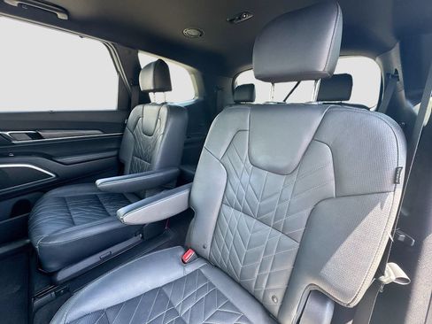 Certified 2024 Kia Telluride EX X-Line AWD/4WD image 29