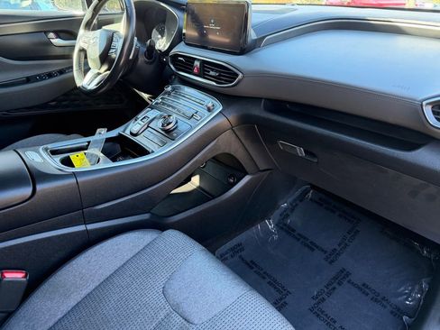 Used 2023 Hyundai Santa Fe SEL image 10