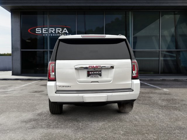 Used 2017 GMC Yukon Denali AWD/4WD image 4