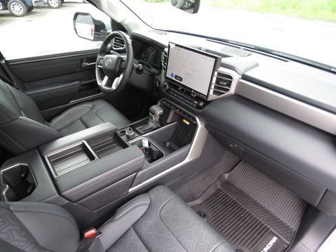 Used 2023 Toyota Tundra Limited AWD/4WD image 13
