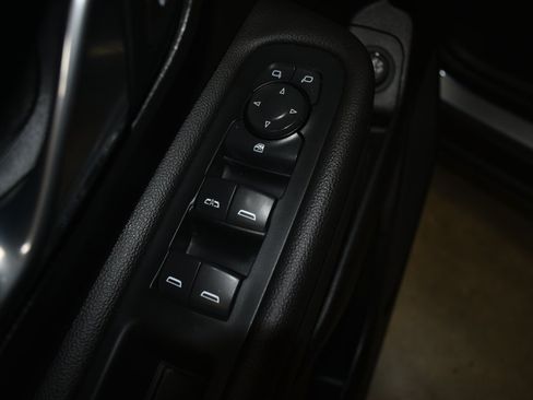 Used 2021 GMC Terrain SLE w/ Driver Convenience Package FWD image 5